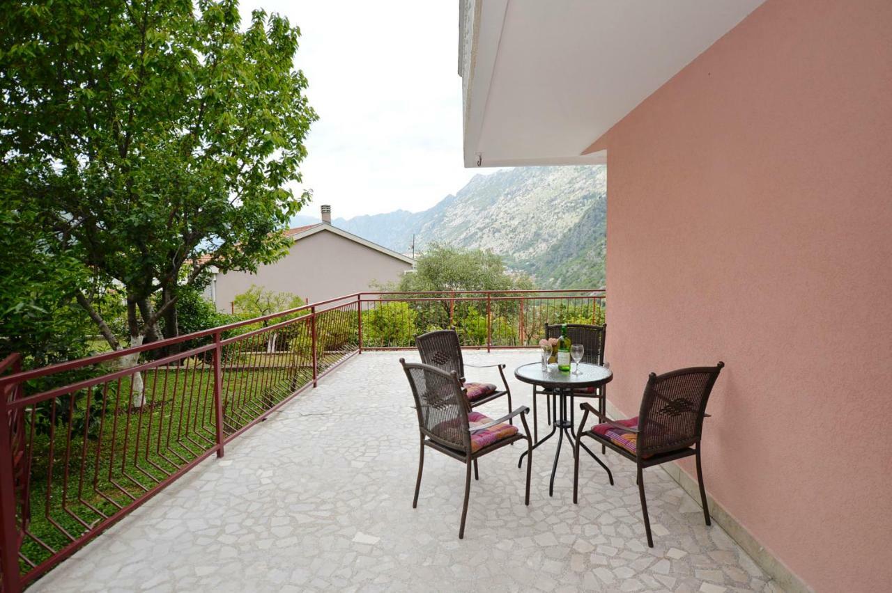 Appartement Gara Kotor